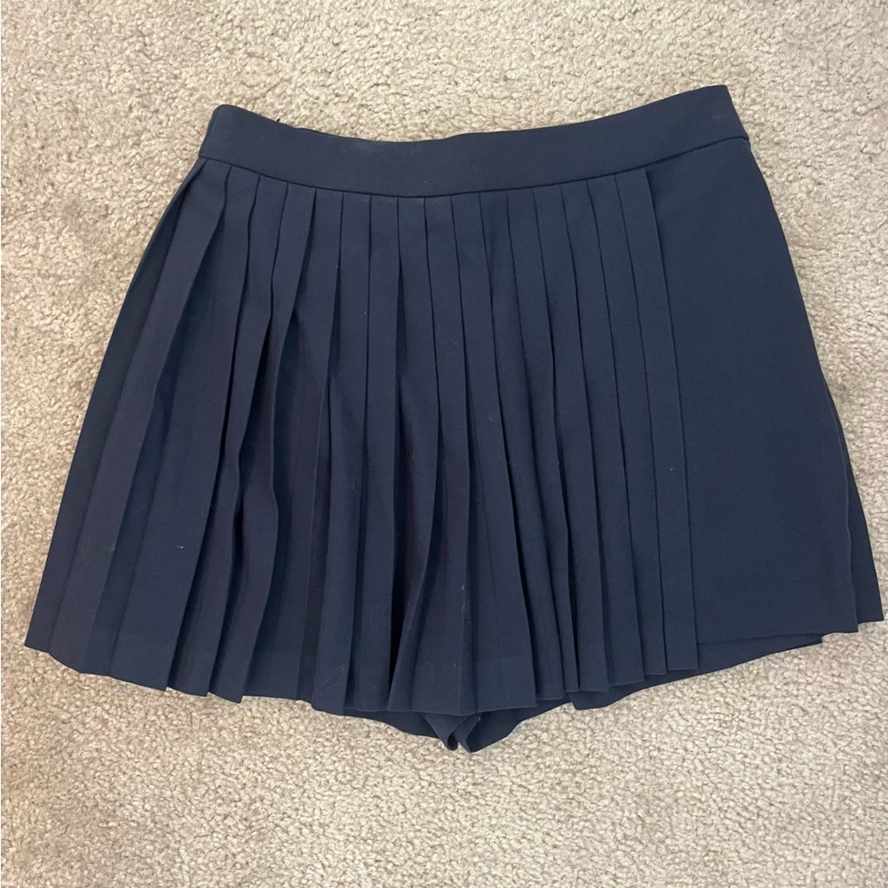 Abercrombie Navy Pleated Skort Size Small